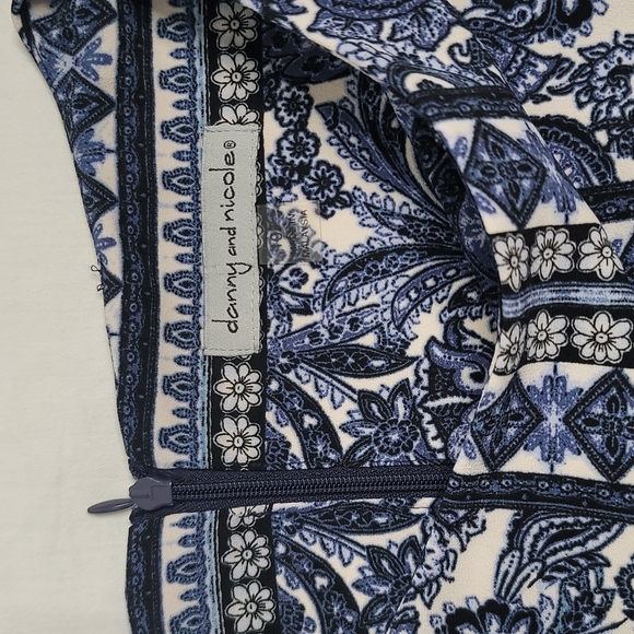 Danny and Nicole blue dress sz 10p - Picture 4 of 11